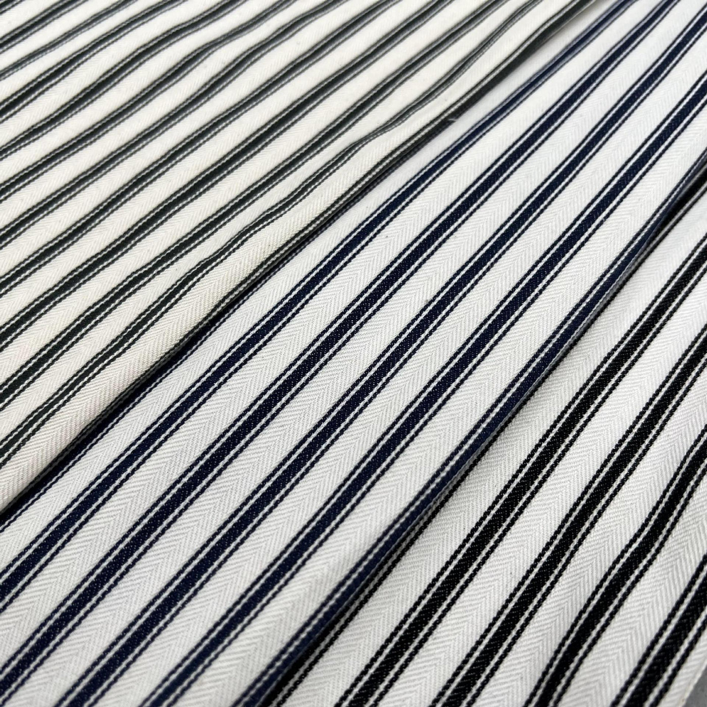 Koszula w paski z długim rękawem