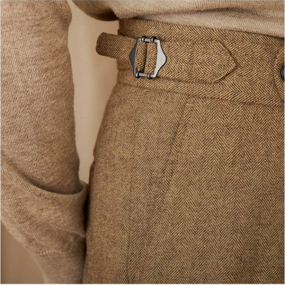 Spodnie z zakładkami