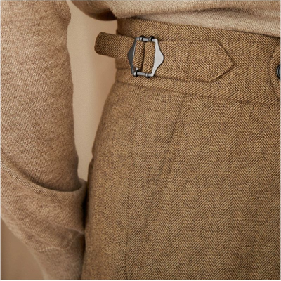 Spodnie z zakładkami